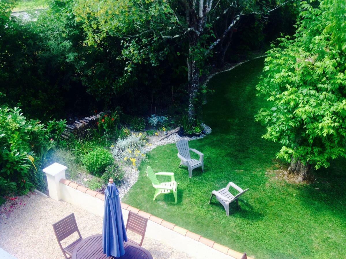 Le Fagnard Bed & Breakfast Chalais  ภายนอก รูปภาพ